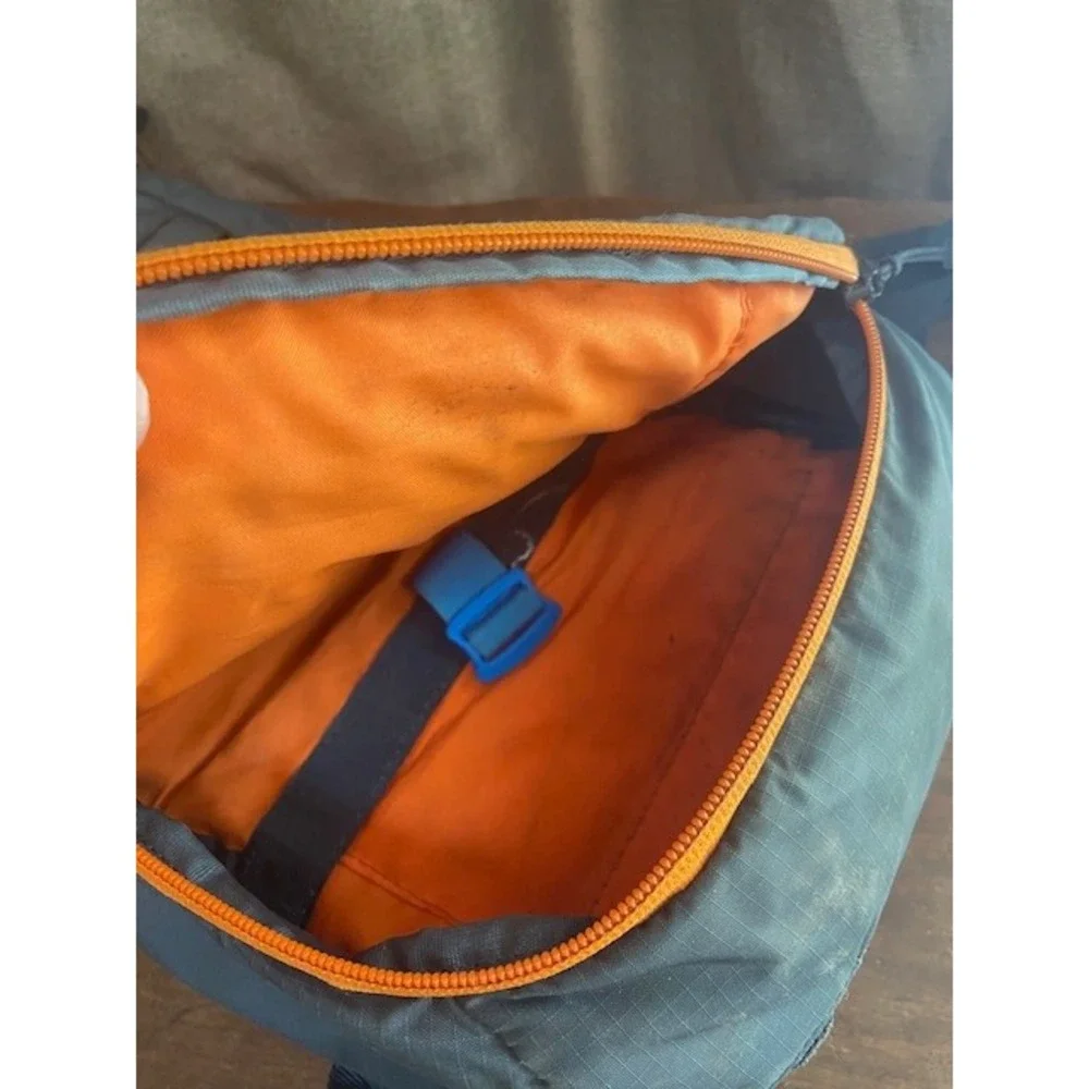 Dakine Syncline 12L S19 Hydration Backpack Green Orange Mountain Bike Trail Bag